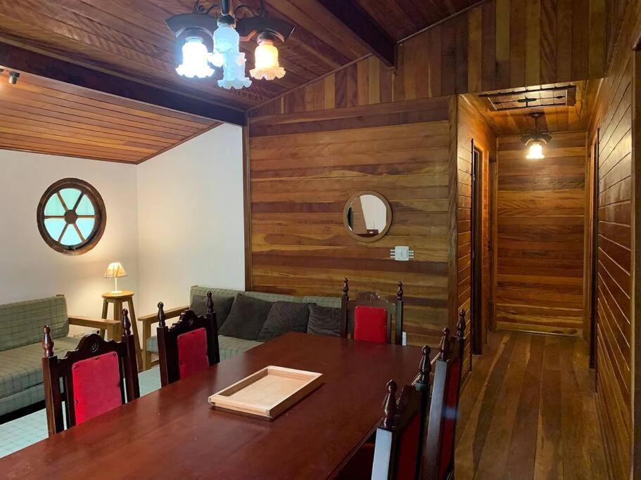 Confortavel Casa Com Lareira 10Min Capivari Campos do Jordão Екстериор снимка